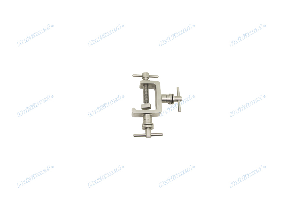 Leyla Retracgtor Adaptor