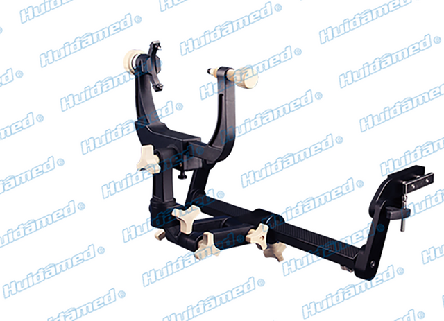 Fluoroscopic surgical head holder